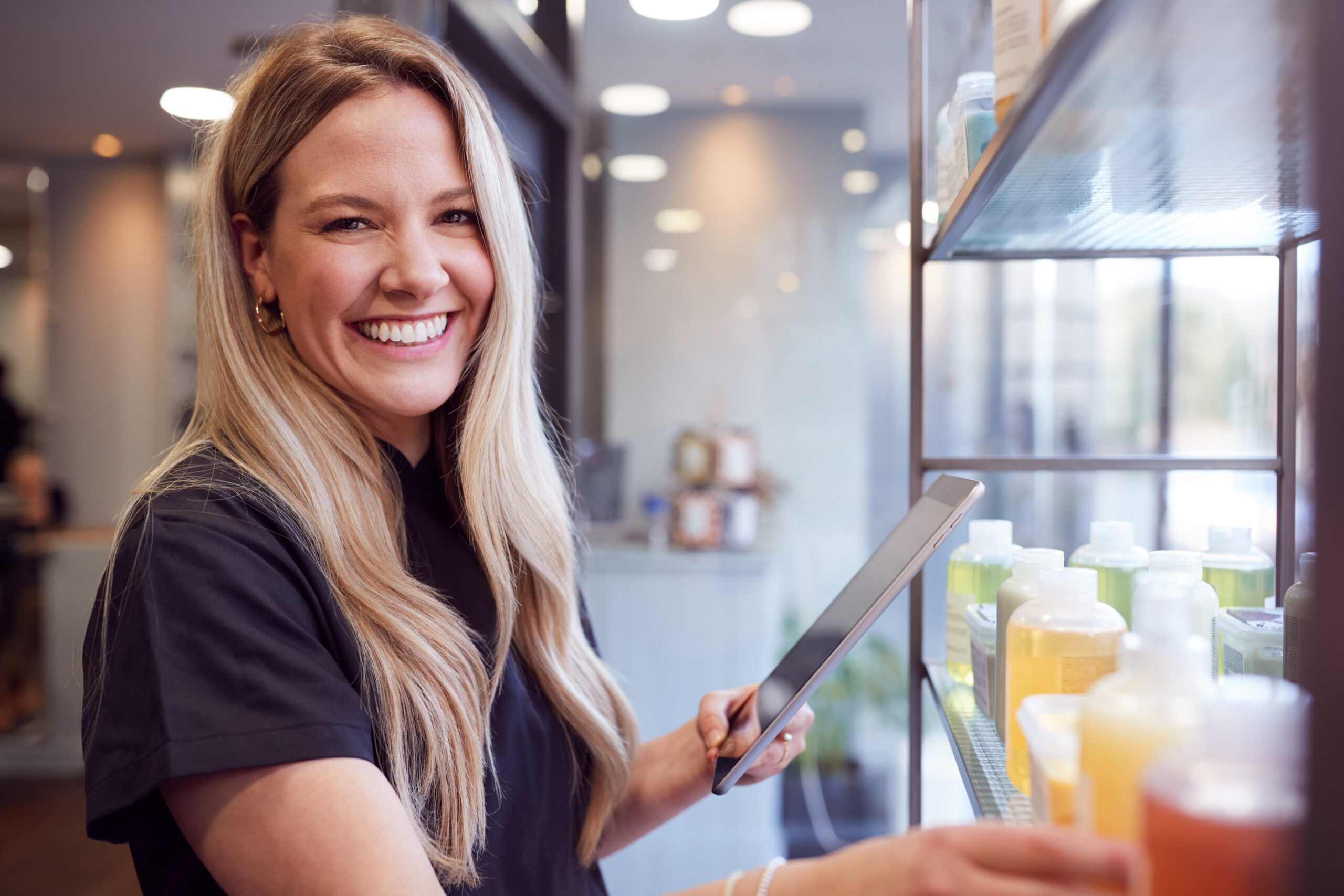 Salon owner using AI Receptionist